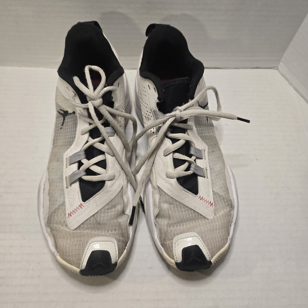 Men basketball shoes. Air JORDAN 2023 Brand